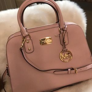 MK BLOSSOM “LG SAFFIANO SATCHEL”